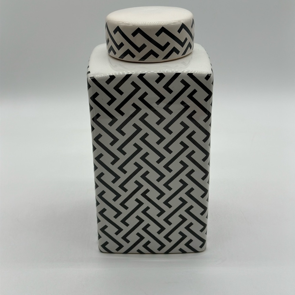Three hands Corp Jar 2 Jars Black and White Decor Storage‎ Containers